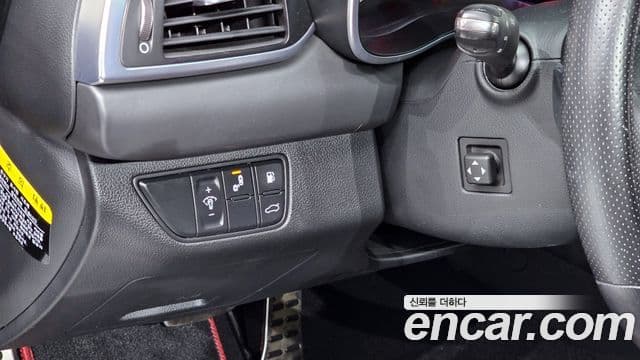 Genesis G70 Sport пакет, 2018 15