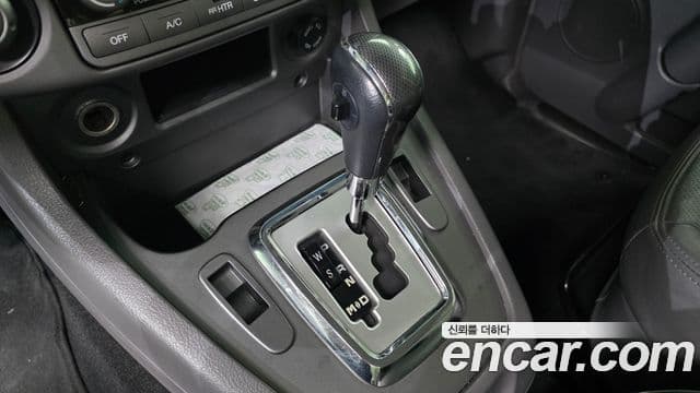 KG모빌리티(SsangYong) Korando 투리스모 4WD GT 9인승, 2015 9