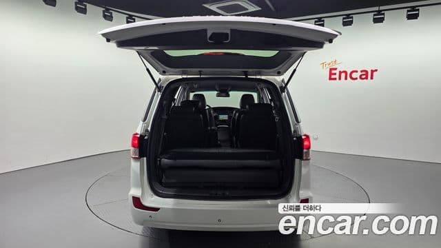 KG모빌리티(SsangYong) Korando 투리스모 4WD GT 9인승, 2015 20