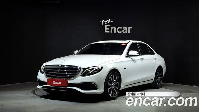 Mercedes-Benz E-класс W213 Exclusive, 2020 1