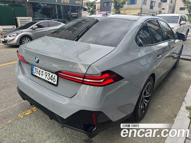 BMW 5시리즈 (G60) 520i M Sport, 2025 3