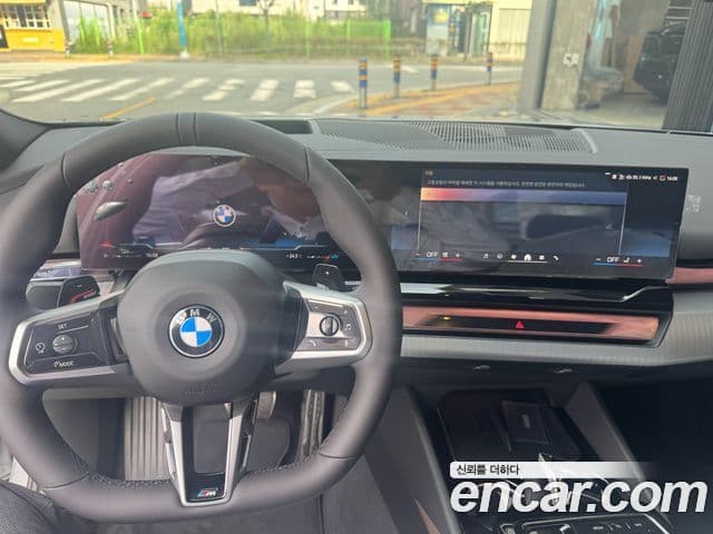 BMW 5시리즈 (G60) 520i M Sport, 2025 6