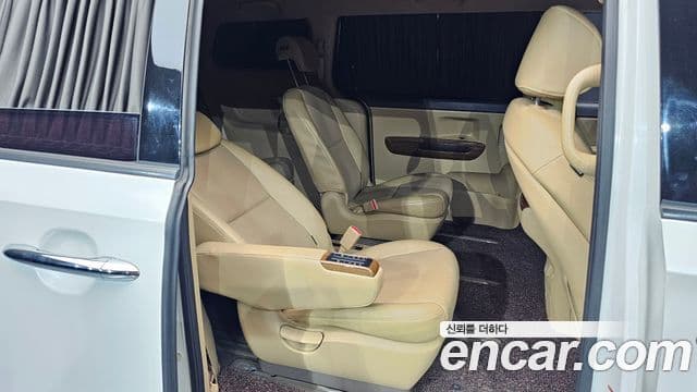 Kia All New Carnival Prestige, 2017 17