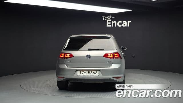 Volkswagen Гольф 7세대, 2014 4