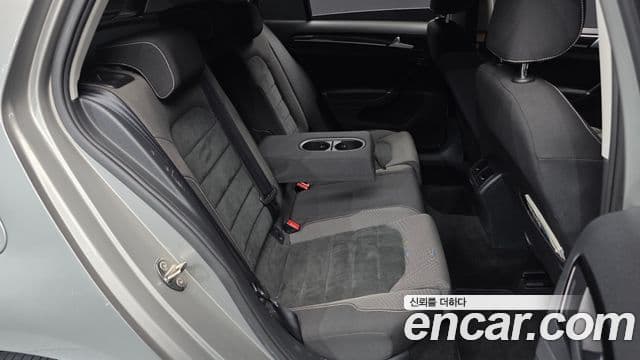 Volkswagen Гольф 7세대, 2014 12