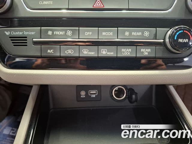 Kia The / новый New Carnival Prestige, 2020 20