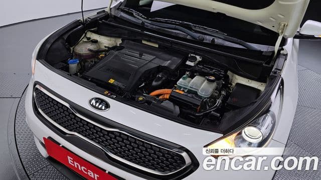 Kia Niro Prestige, 2018 6