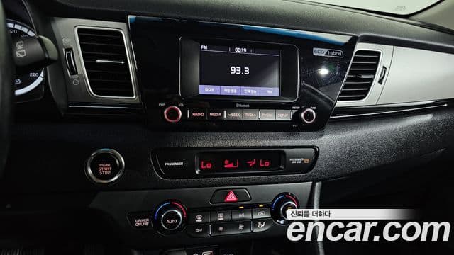 Kia Niro Prestige, 2018 16