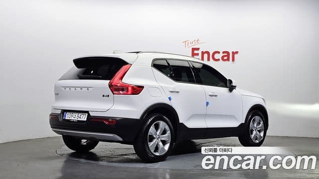 Volvo XC40 B4 Momentum, 2021 2