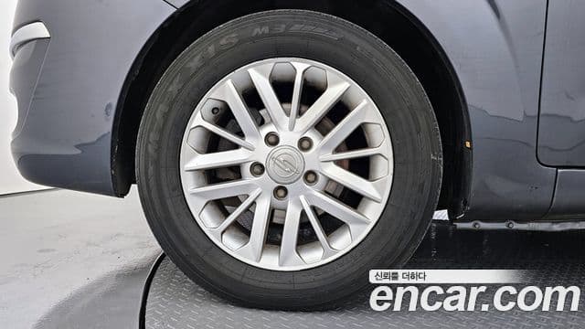 KG모빌리티(SsangYong) Korando 투리스모 4WD RT 9인승, 2014 все фото