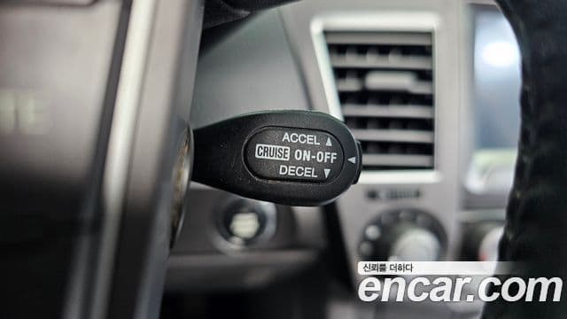 KG모빌리티(SsangYong) Korando 투리스모 4WD RT 9인승, 2014 14