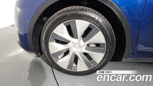 Tesla модель Y Long Range AWD, 2022 все фото