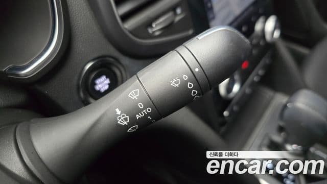 Renault Korea(Samsung) The / новый New SM6 2.0 LPe Feel (название комплектации), 2024 17