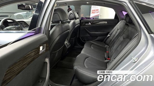 Hyundai LF Sonata LPI Smart(для людей с инвалидностью), 2015 13