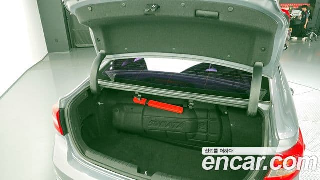 Hyundai LF Sonata LPI Smart(для людей с инвалидностью), 2015 20