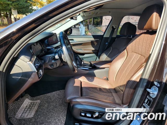 BMW 5시리즈 (G30) 530i xDrive Luxury Plus, 2019 9