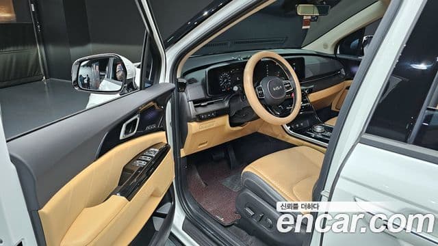 Kia Carnival 4세대 Signature, 2023 11