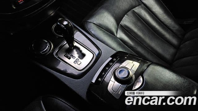 KG모빌리티(SsangYong) 뉴체어맨 W Prestige, 2014 9