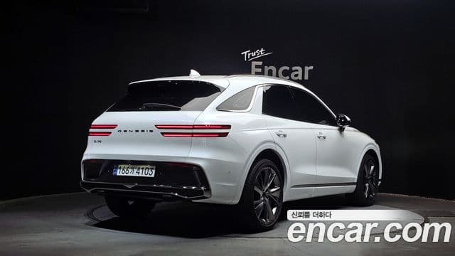 Genesis GV70, 2025 2