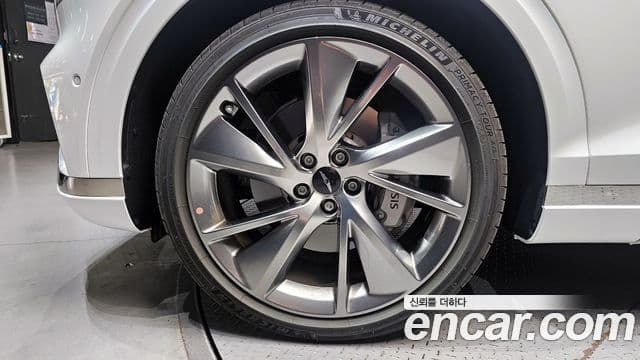 Genesis GV70, 2025 все фото