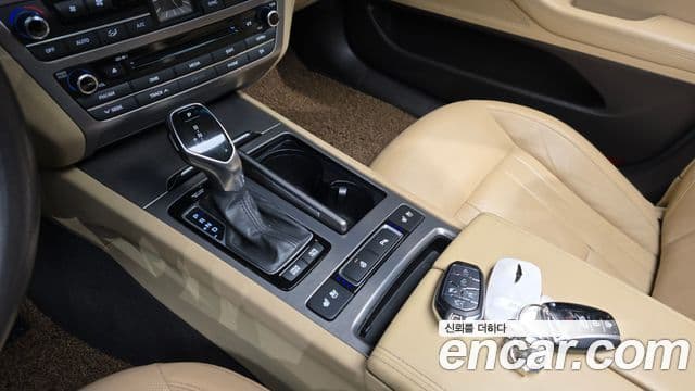 Hyundai Genesis DH Modern, 2016 9
