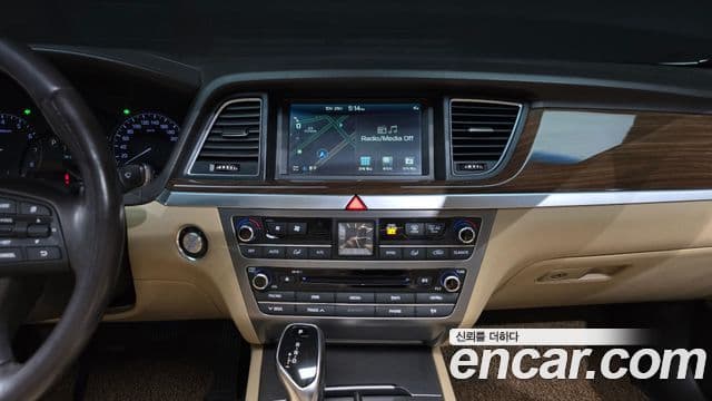 Hyundai Genesis DH Modern, 2016 15