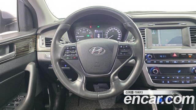 Hyundai LF Sonata 2.0 Smart, 2016 14