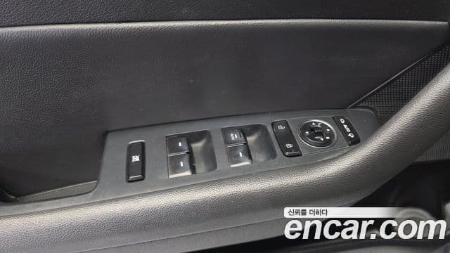 Hyundai LF Sonata 2.0 Smart, 2016 19