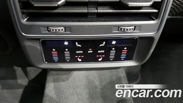 Audi Q8 (4M) Premium, 2022 19