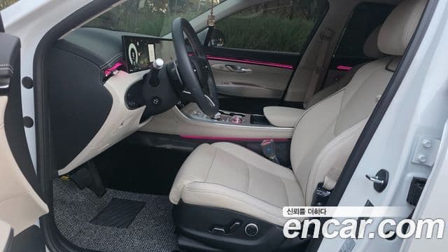 Genesis GV70, 2025 16