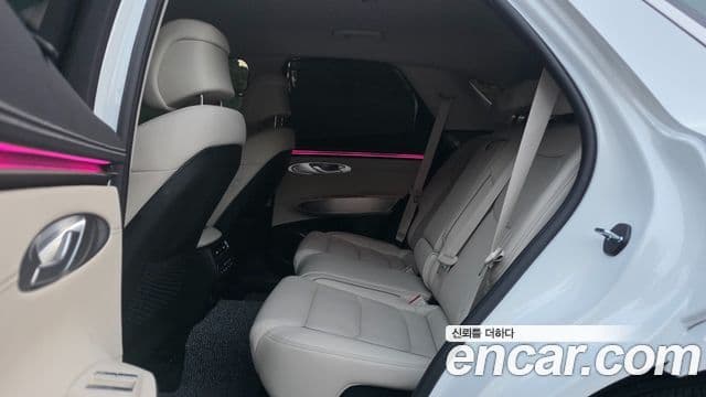 Genesis GV70, 2025 18