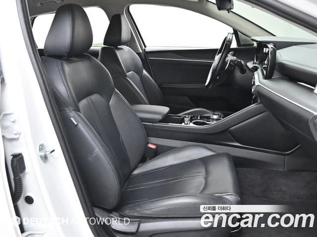 Kia K5 гибрид 3세대 Trendy, 2023 16