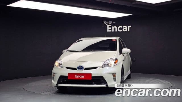 Toyota 프리우스 1.8 E, 2014 3