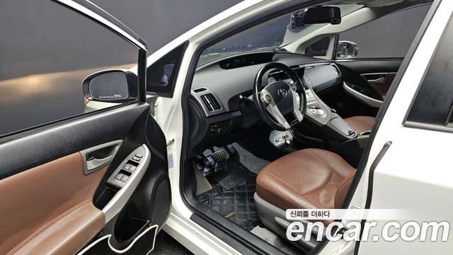 Toyota 프리우스 1.8 E, 2014 11