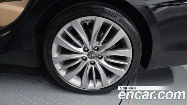 Genesis G80 Premium Luxury, 2017 все фото