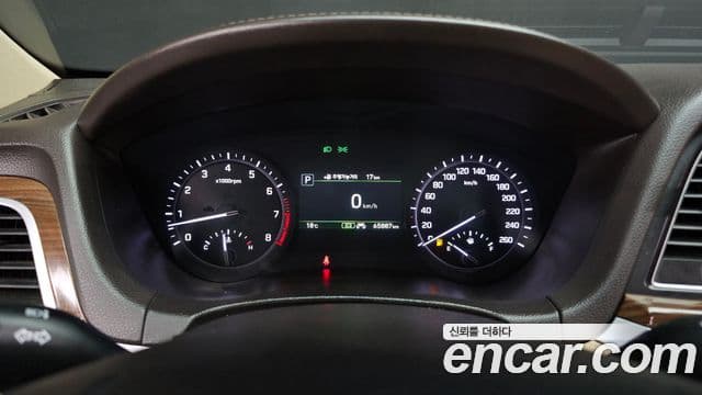 Genesis G80 Premium Luxury, 2017 8