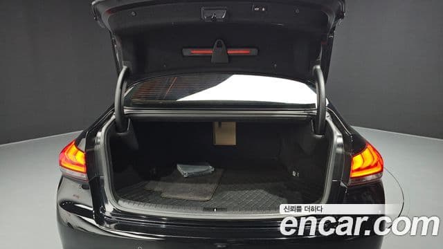 Genesis G80 Premium Luxury, 2017 20