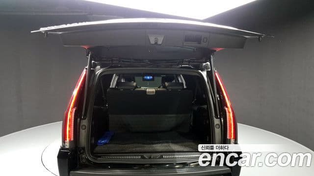 Cadillac Escalade 4세대, 2019 20