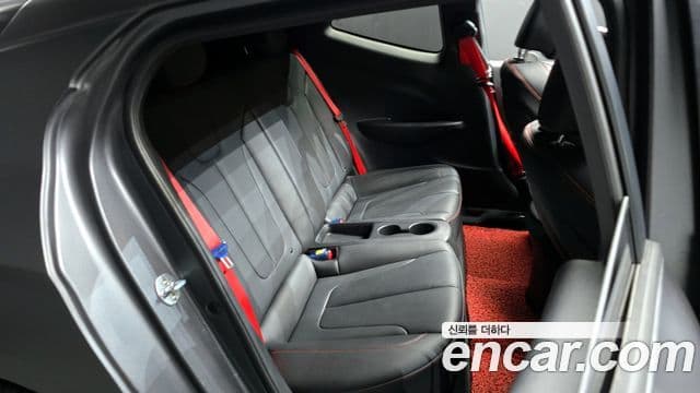 Hyundai Veloster (JS) Core, 2018 12