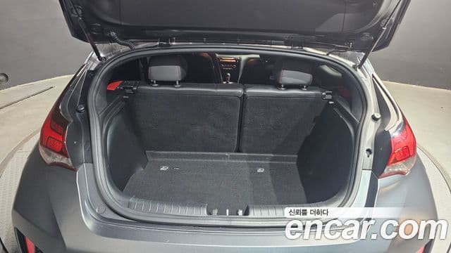 Hyundai Veloster (JS) Core, 2018 20