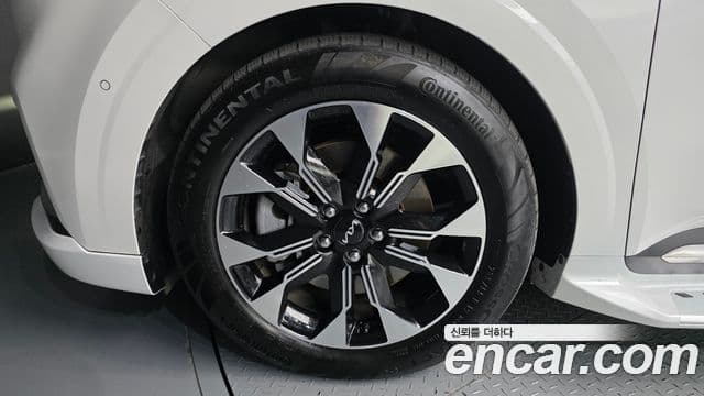 Kia Carnival 4세대 Signature, 2023 все фото