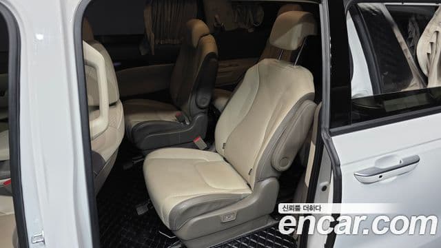 Kia Carnival 4세대 Signature, 2023 11