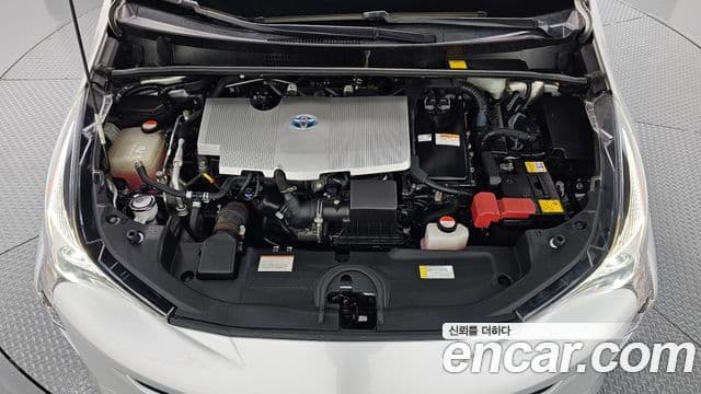 Toyota 프리우스 4세대 1.8 E, 2016 6