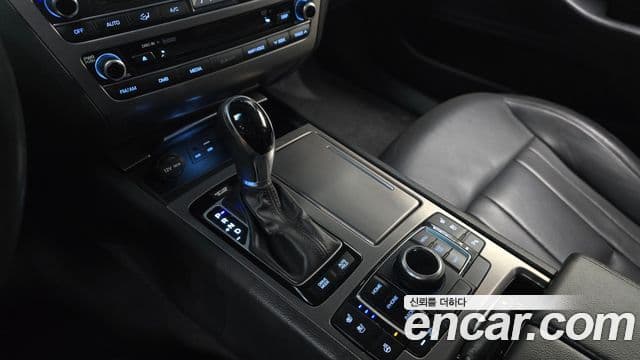 Hyundai Genesis DH Exclusive, 2014 9