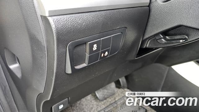 KG모빌리티(SsangYong) Korando C park, 2013 16