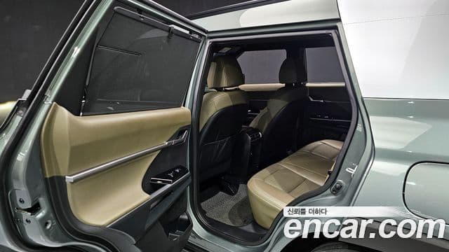 KG모빌리티(SsangYong) Torres T7, 2023 12