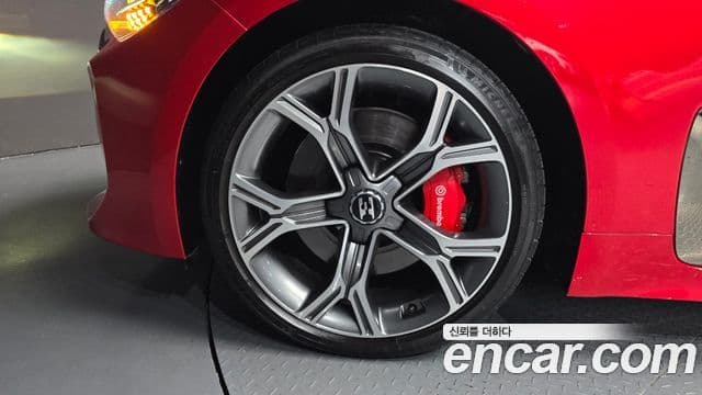 Kia 스팅어 GT, 2020 все фото