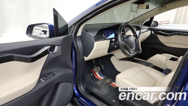 Tesla модель X Long Range, 2019 10