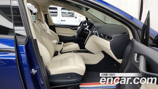 Tesla модель X Long Range, 2019 11