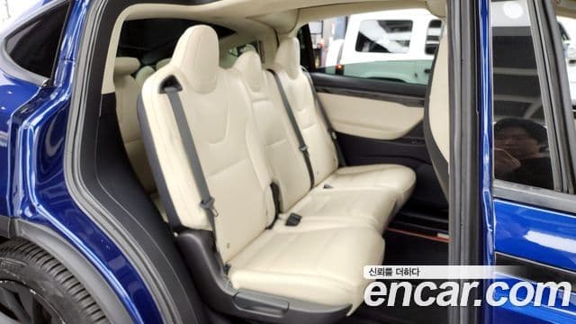 Tesla модель X Long Range, 2019 12